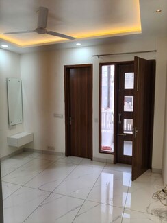 3 BHK + Extra Room Builder Floor For Rent in Sector 26