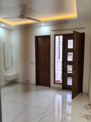 3 BHK Builder Floor For Rent in Sector 26