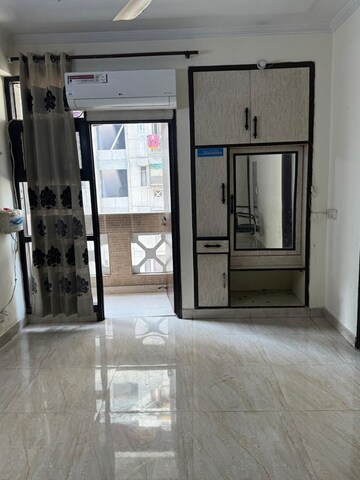 Living Room in 3 BHK Apartment at Sector 11 Dwarka – for Rent