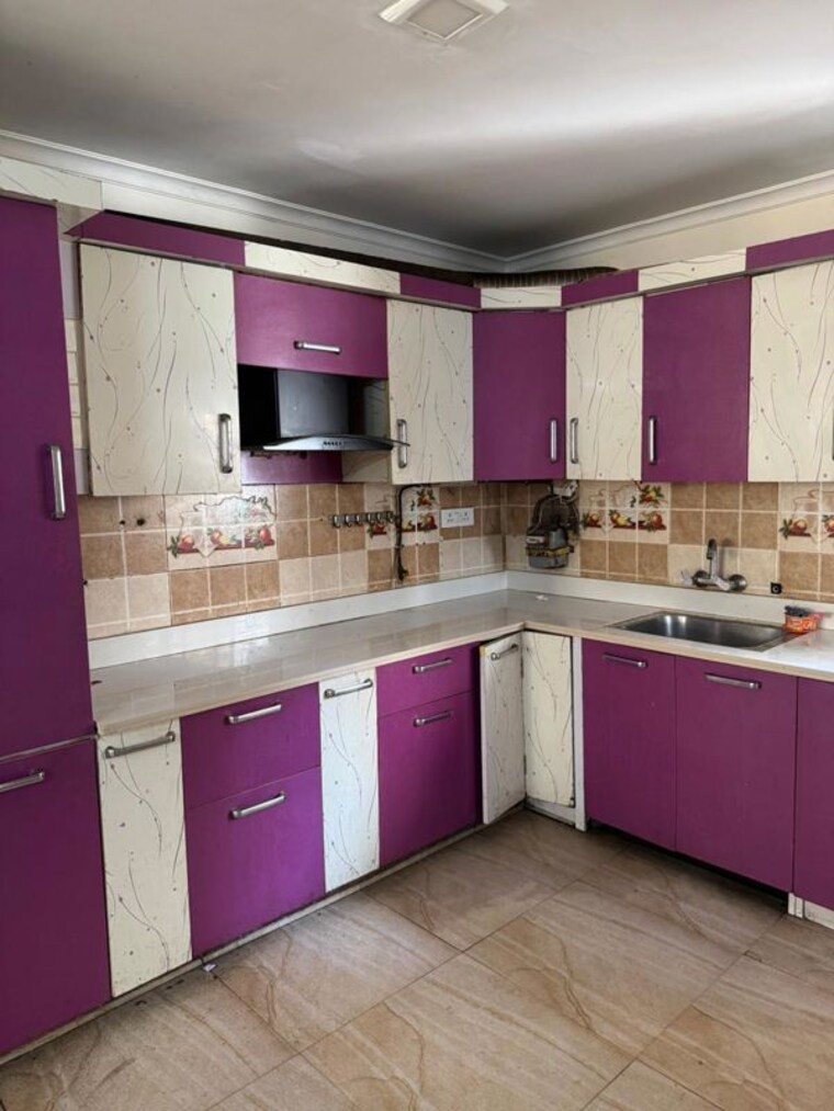 Kitchen, sector 11 dwarka 3 Bedroom 1500 Sq.Ft. Apartment In Sector 11 Dwarka Delhi 9900542
