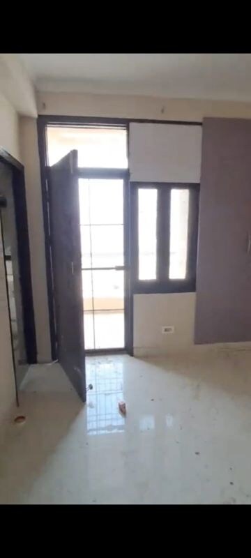 Room in 2 BHK Apartment at Techman Moti Residency, Raj Nagar Extension – for Sale