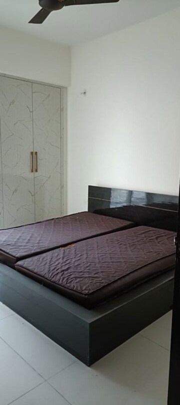Bedroom in 3.5 BHK Apartment at Alpine AIGIN Royal, Sector 1 Greater Noida – for Rent