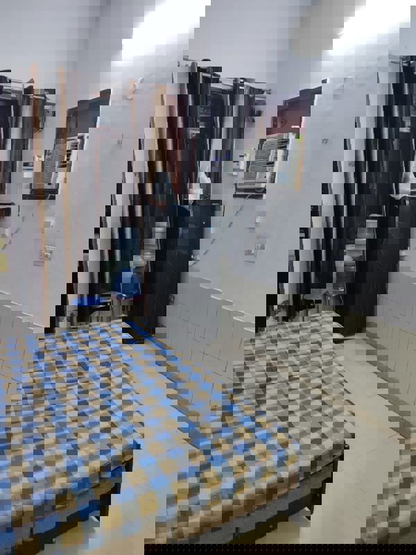 2 BHK + Extra Room Apartment For Rent in Arun Vihar Sector 37