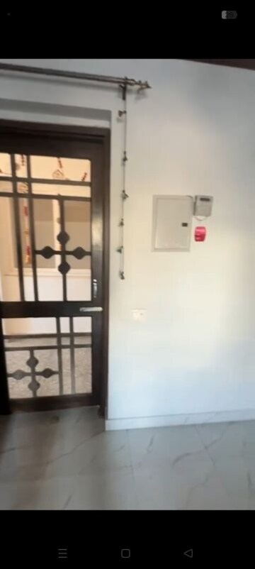 Room in 2 BHK Apartment at Jakhan – for Rent