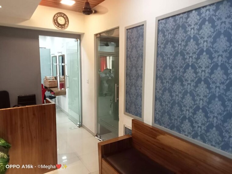 Common Area, jambli naka Commercial Office Space 1500 Sq.Ft. In Jambli Naka Thane 9900593