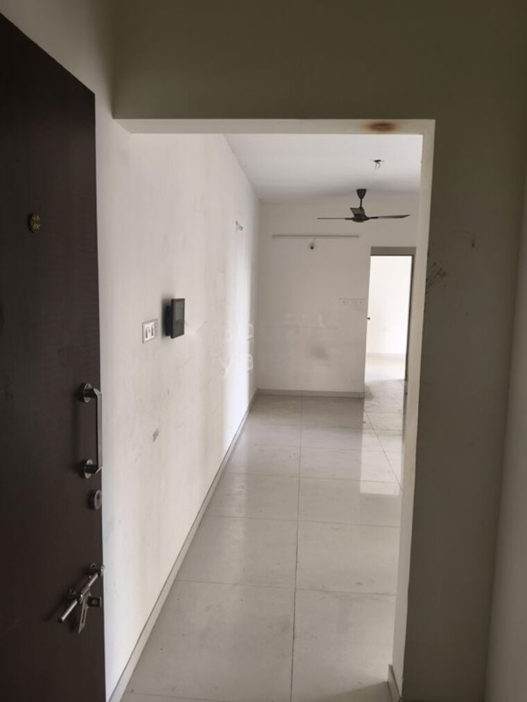 Room, acme-ozone 2 Bedroom 1500 Sq.Ft. Apartment In Manpada Thane 9900697