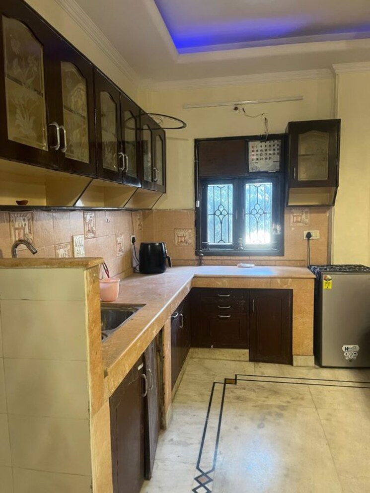 Kitchen, lajpat nagar 2 Bedroom 100 Sq.Yd. Builder Floor In Lajpat Nagar Delhi 9900738