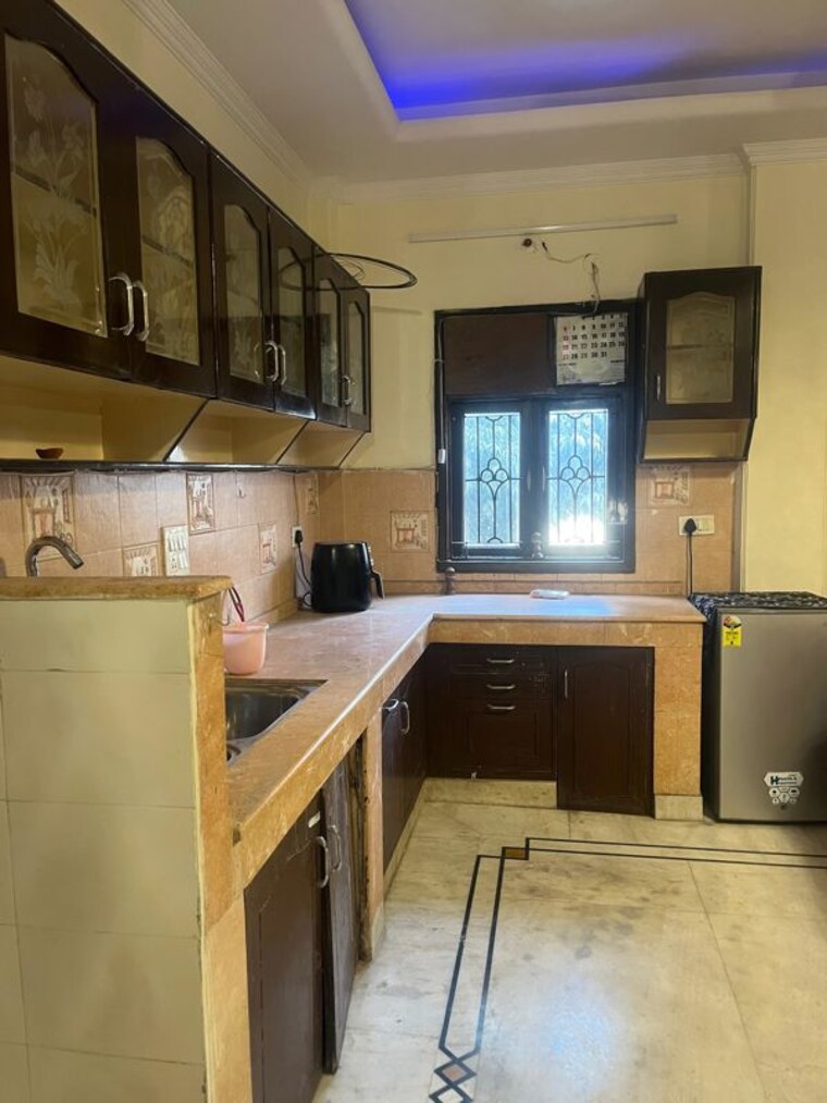 Kitchen, lajpat nagar 2 Bedroom 100 Sq.Yd. Builder Floor In Lajpat Nagar Delhi 9900738