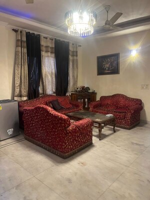 2 BHK Builder Floor For Rent in Lajpat Nagar