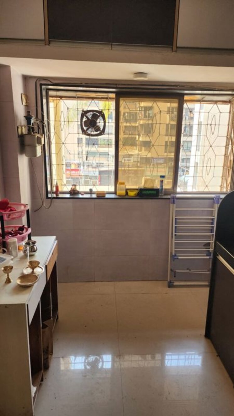 Kitchen, cross-gate-apartment 2 Bedroom 700 Sq.Ft. Apartment In Andheri West Mumbai 9900743