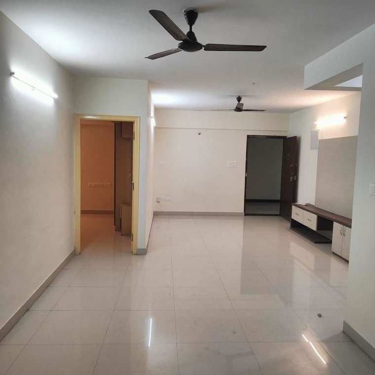 Room, vrr-nest 2 Bedroom 1356 Sq.Ft. Apartment In Hosur Road Bangalore 9900760