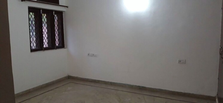 Room, kalkaji 3 Bedroom 1500 Sq.Ft. Apartment In Kalkaji Delhi 9900887