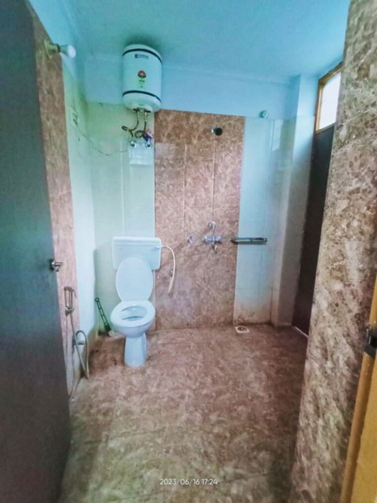 Bathroom, gomti nagar 3 Bedroom 1496 Sq.Ft. Independent House In Gomti Nagar Lucknow 9900839