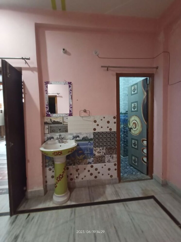 Bathroom, gomti nagar 3 Bedroom 1647 Sq.Ft. Independent House In Gomti Nagar Lucknow 9900848