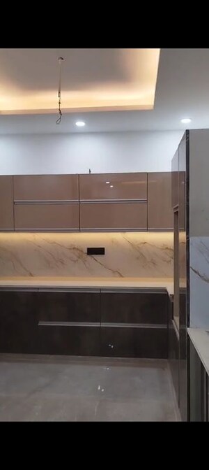 Furnished Amenities in 3 BHK Builder Floor at Parklands, Sector 85 – for Sale