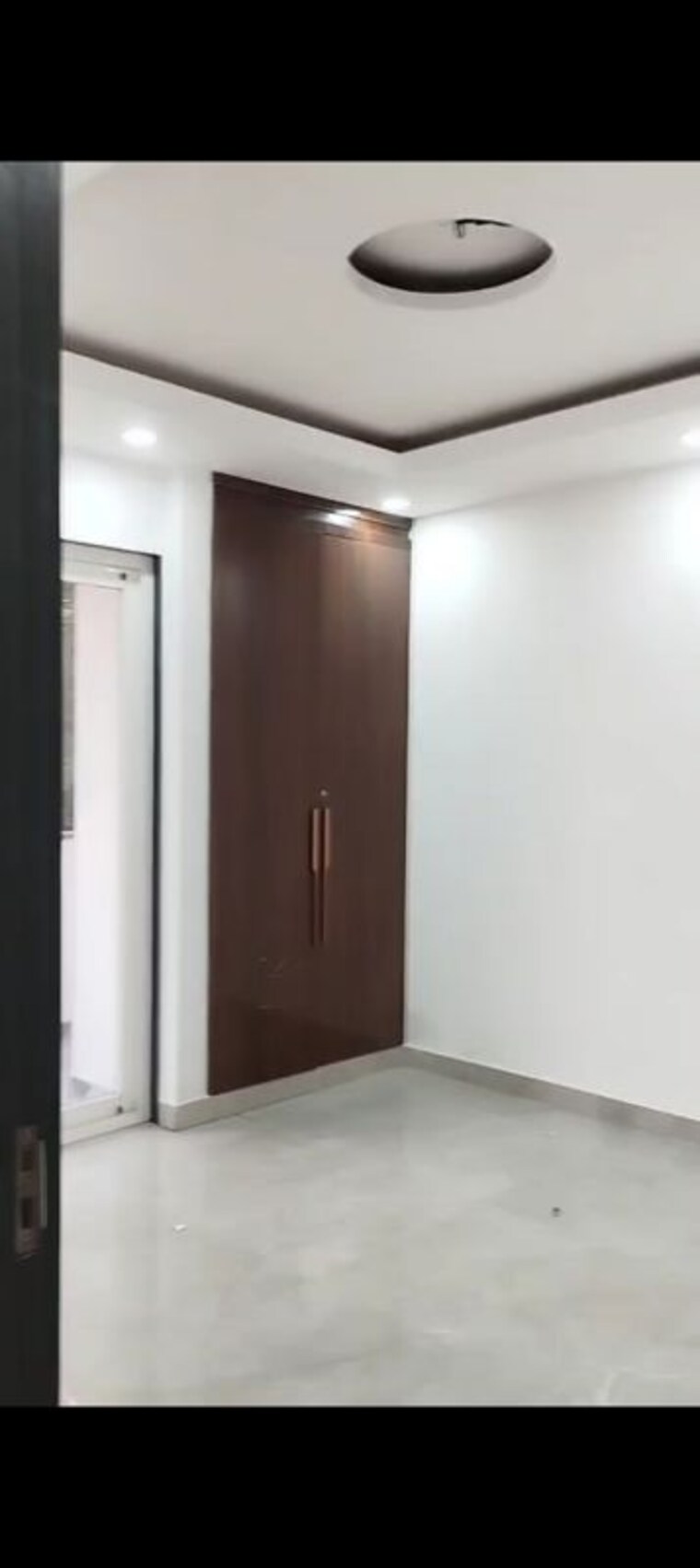 Room, parklands 3 Bedroom 250 Sq.Yd. Builder Floor In Sector 85 Faridabad 9900990