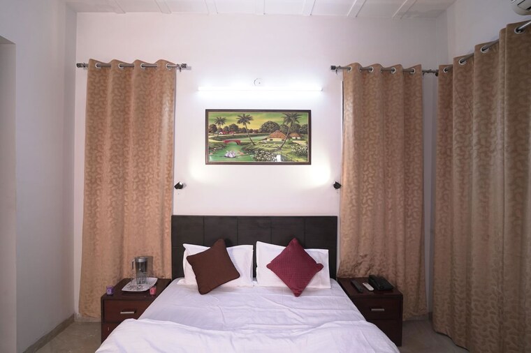 Bedroom, sector 46 2 Bedroom 1366 Sq.Ft. Builder Floor In Sector 46 Gurgaon 9900997
