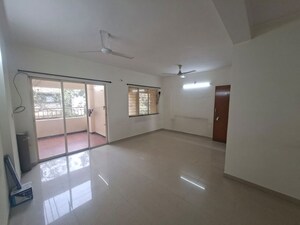 2 BHK Apartment For Rent in Sutarwadi
