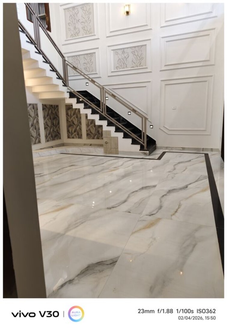 undefined, gomti nagar 6+ Bedroom 2260 Sq.Ft. Independent House In Gomti Nagar Lucknow 9901020