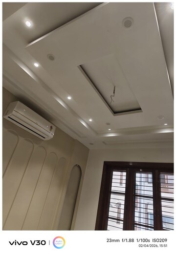 Furnished Amenities in 6+ BHK Independent House at Gomti Nagar – for Rent