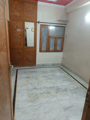 3 BHK Builder Floor For Rent in Pitampura