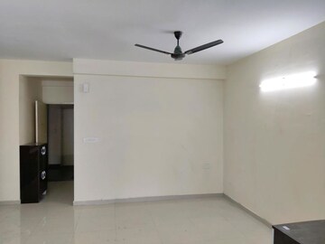 Room in 2 BHK Apartment at Pyramid Urban Homes 3, Sector 67a – for Rent
