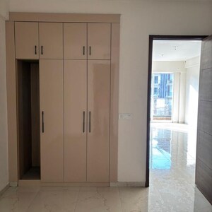 Building Lobby in 3.5 BHK Builder Floor at M3M Soulitude, Sector 89 – for Sale