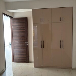 Building Lobby in 3.5 BHK Builder Floor at M3M Soulitude, Sector 89 – for Sale