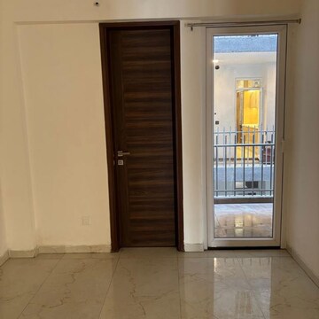 Room in 3.5 BHK Builder Floor at M3M Soulitude, Sector 89 – for Sale