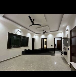 Furnished Amenities in 3 BHK Builder Floor at Prashant Vihar – for Rent