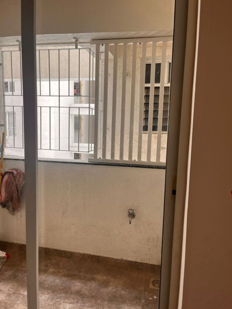 Balcony, abhinav-pebbles-urbania 2 Bedroom 1000 Sq.Ft. Apartment In Bavdhan Pune 9901024