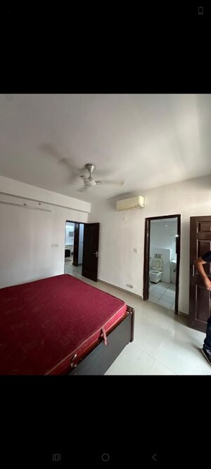 Bedroom in 2 BHK Apartment at Supertech Cape Town, Sector 74 – for Rent