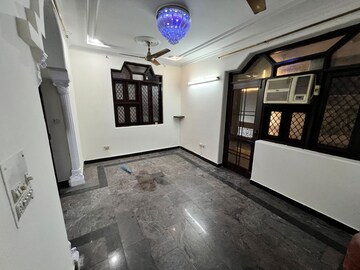 2 BHK Builder Floor For Rent in Pitampura