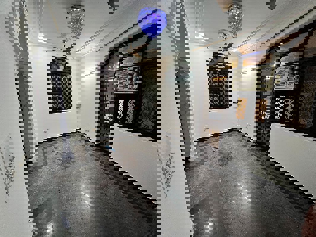 2 BHK Builder Floor For Rent in Pitampura