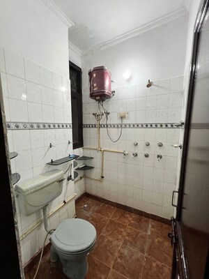Bathroom in 2 BHK Builder Floor at Pitampura – for Rent