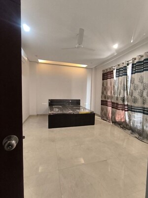 Kitchen in 3 BHK Apartment at DLF The Skycourt, Sector 86 – for Sale