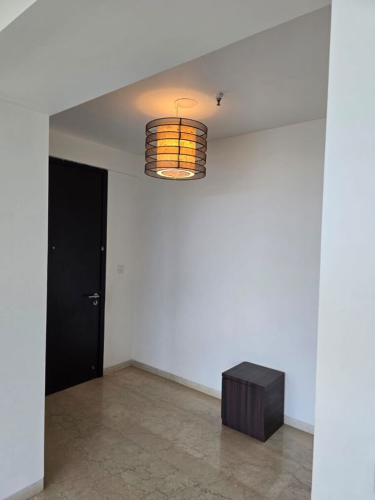 Bathroom, oberoi-realty-prisma 4 Bedroom 2100 Sq.Ft. Apartment In Andheri East Mumbai 9901372