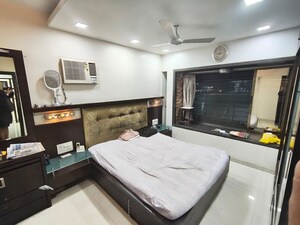 Bedroom in 3 BHK Apartment at Sanjona Gulmarg Towers, Chembur – for Rent