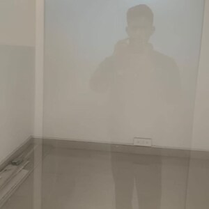 Room in  Office Space at Gaur City Mall, Sector 4 Greater Noida – for Sale