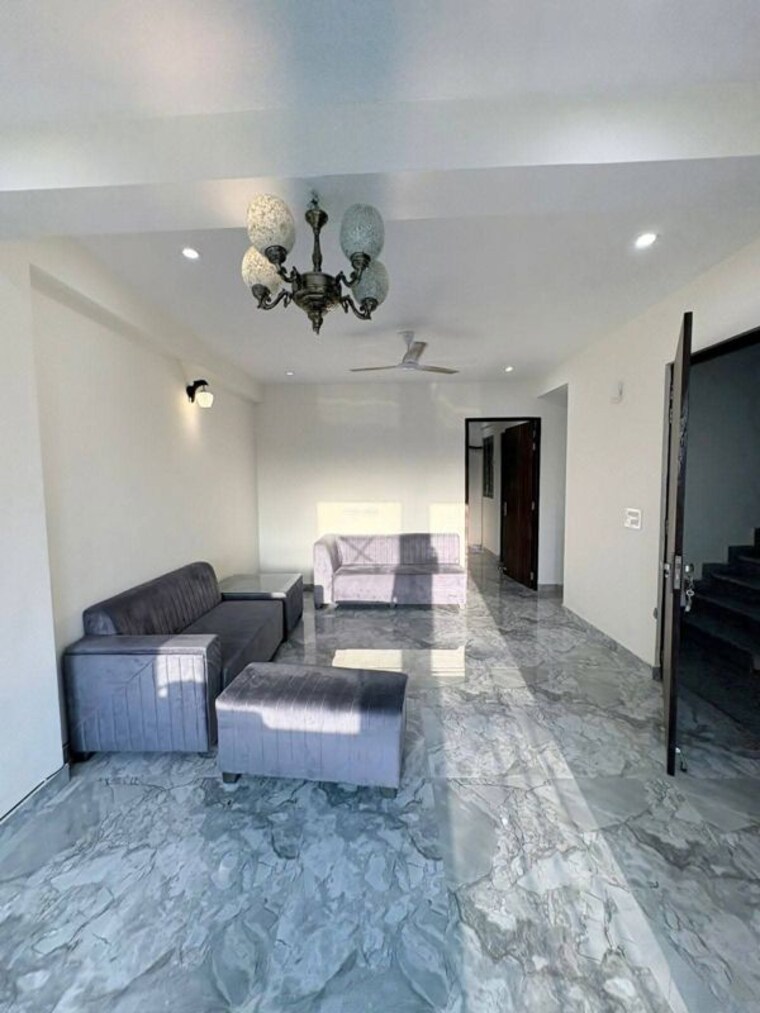 Living Room, sector 24 2 Bedroom 1539 Sq.Ft. Builder Floor In Sector 24 Noida 9901347