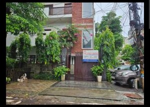  Plot For Sale in Sector 63