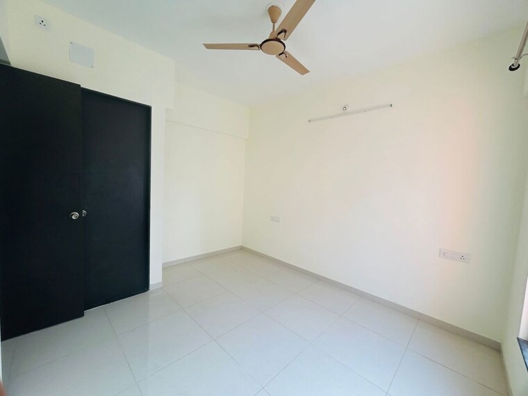 Room, kolte-patil-life-republic-r-10 2 Bedroom 670 Sq.Ft. Apartment In Hinjewadi Pune 9901473