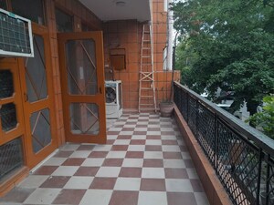 Balcony in  Pg at Pitampura – for Rent