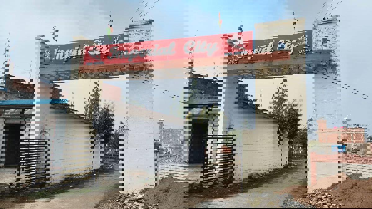 Plot For Sale in Mohanlalganj