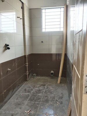 Room in 2 BHK Apartment at Bommanahalli – for Sale