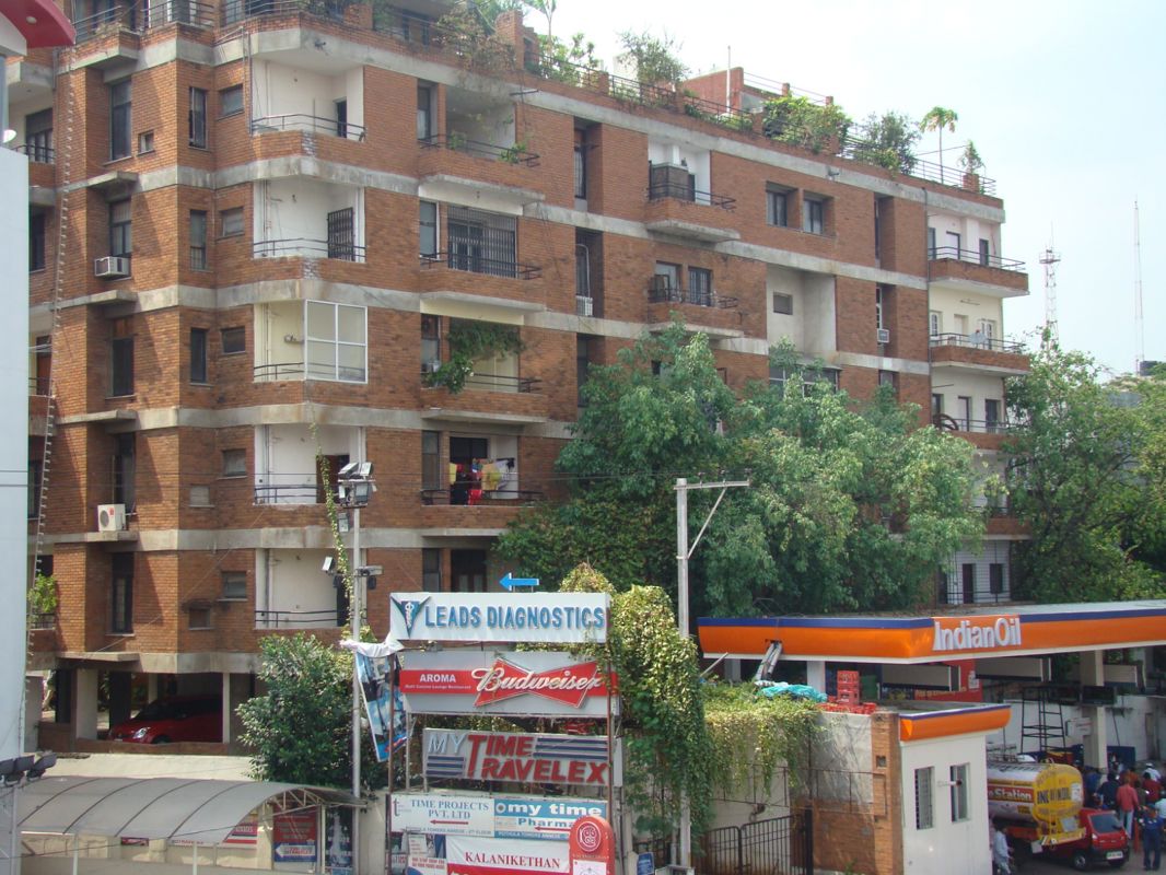 2.5 BHK + Pooja Room Apartment For Sale in Arien Apartments