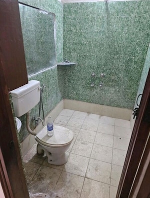 Bathroom in 3 BHK Builder Floor at Rohini Sector 13 – for Sale