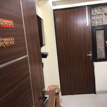 Furnished Amenities in 1 RK Builder Floor at Kurla West – for Sale