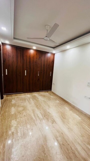 Room in 2 BHK Builder Floor at Kalkaji – for Rent