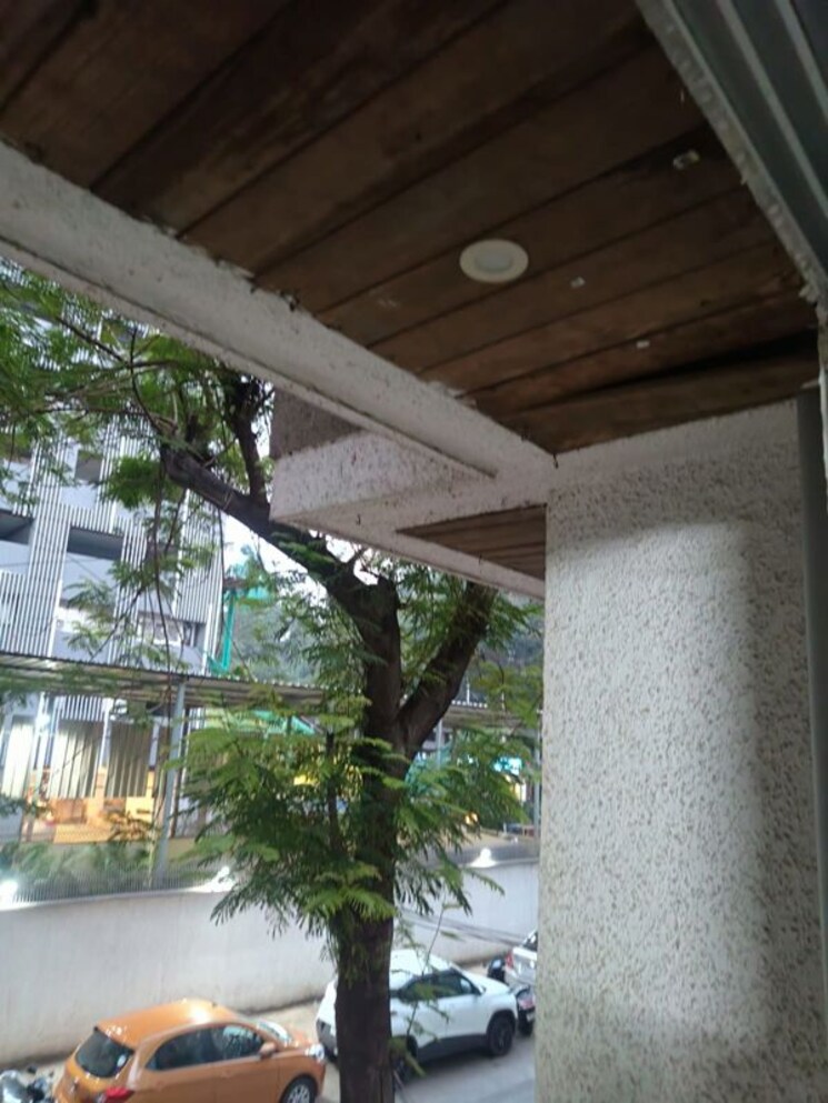 Balcony, dadar east 1 Bedroom 410 Sq.Ft. Apartment In Dadar East Mumbai 9901745